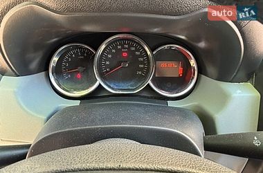 Позашляховик / Кросовер Dacia Duster 2014 в Сараті