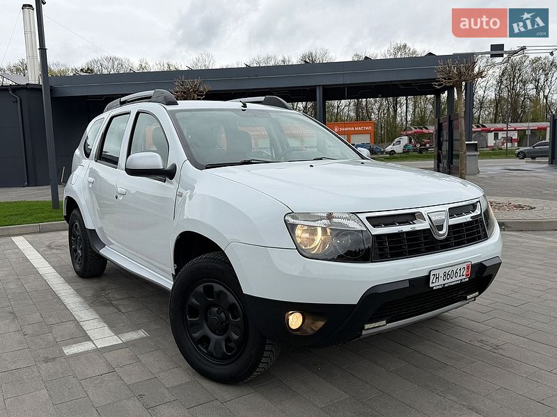 Позашляховик / Кросовер Dacia Duster 2010 в Луцьку