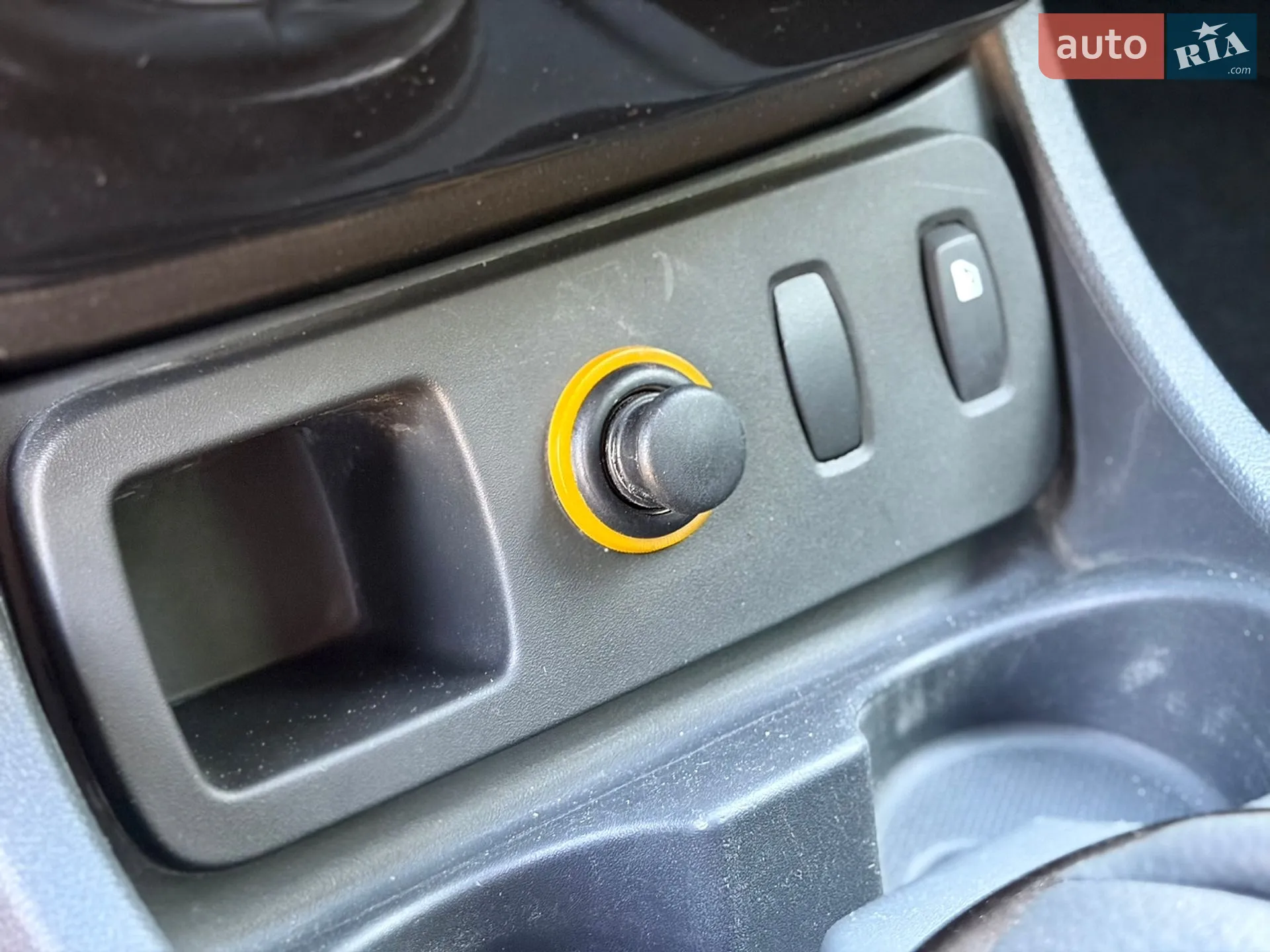 2011 Dacia Duster - мініатюра 29