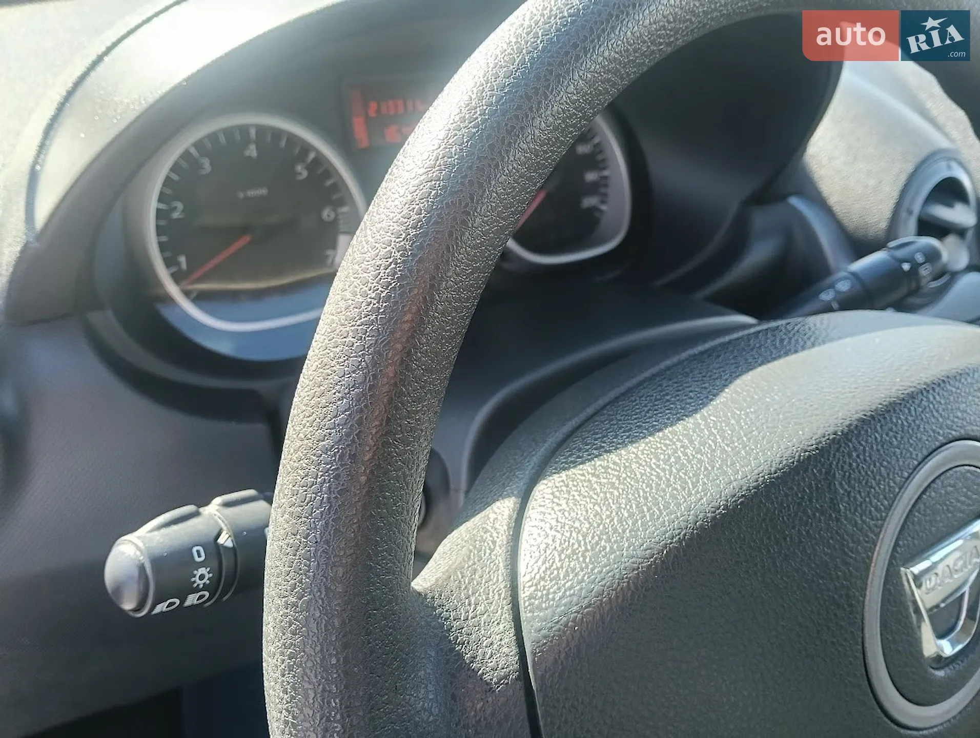 2012 Dacia Duster - мініатюра 13