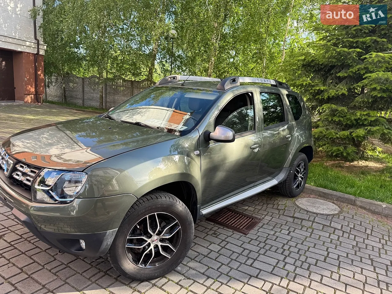 2015 Dacia Duster - мініатюра 14