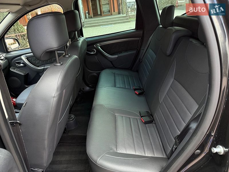 Внедорожник / Кроссовер Dacia Duster 2014 в Стрые