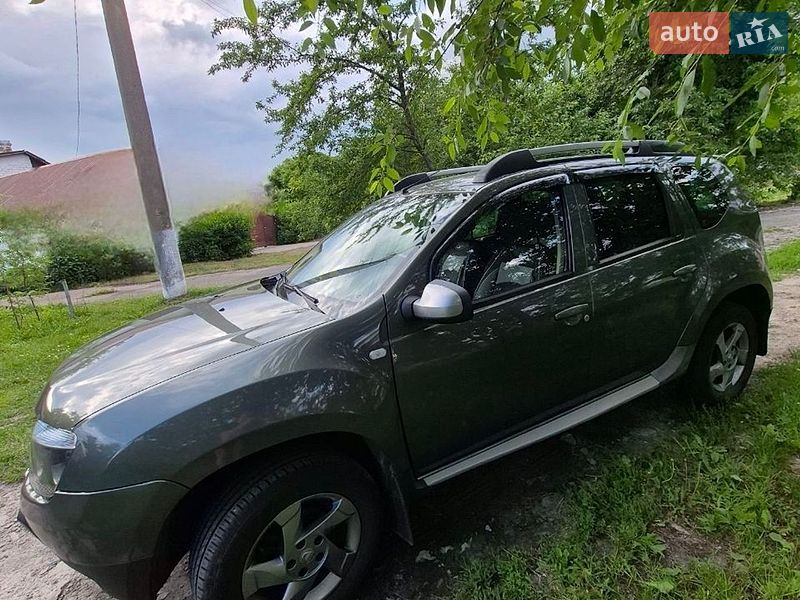 Позашляховик / Кросовер Dacia Duster 2013 в Ніжині