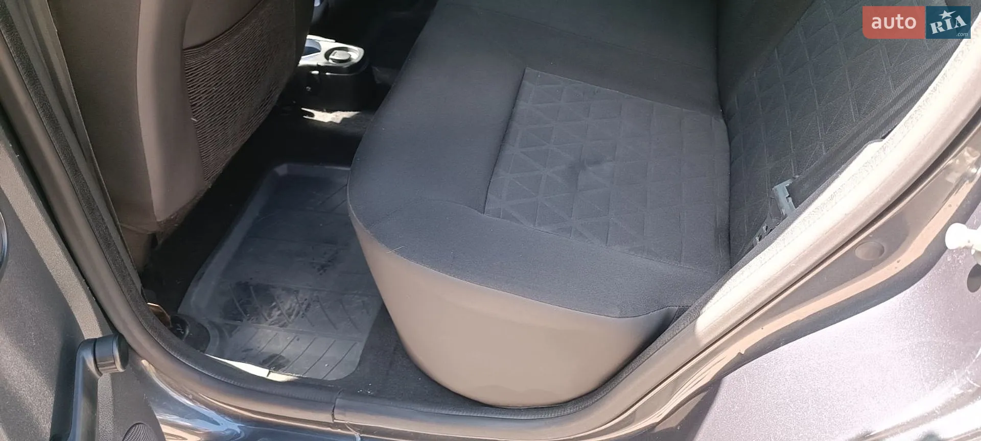 2015 Dacia Duster - мініатюра 27