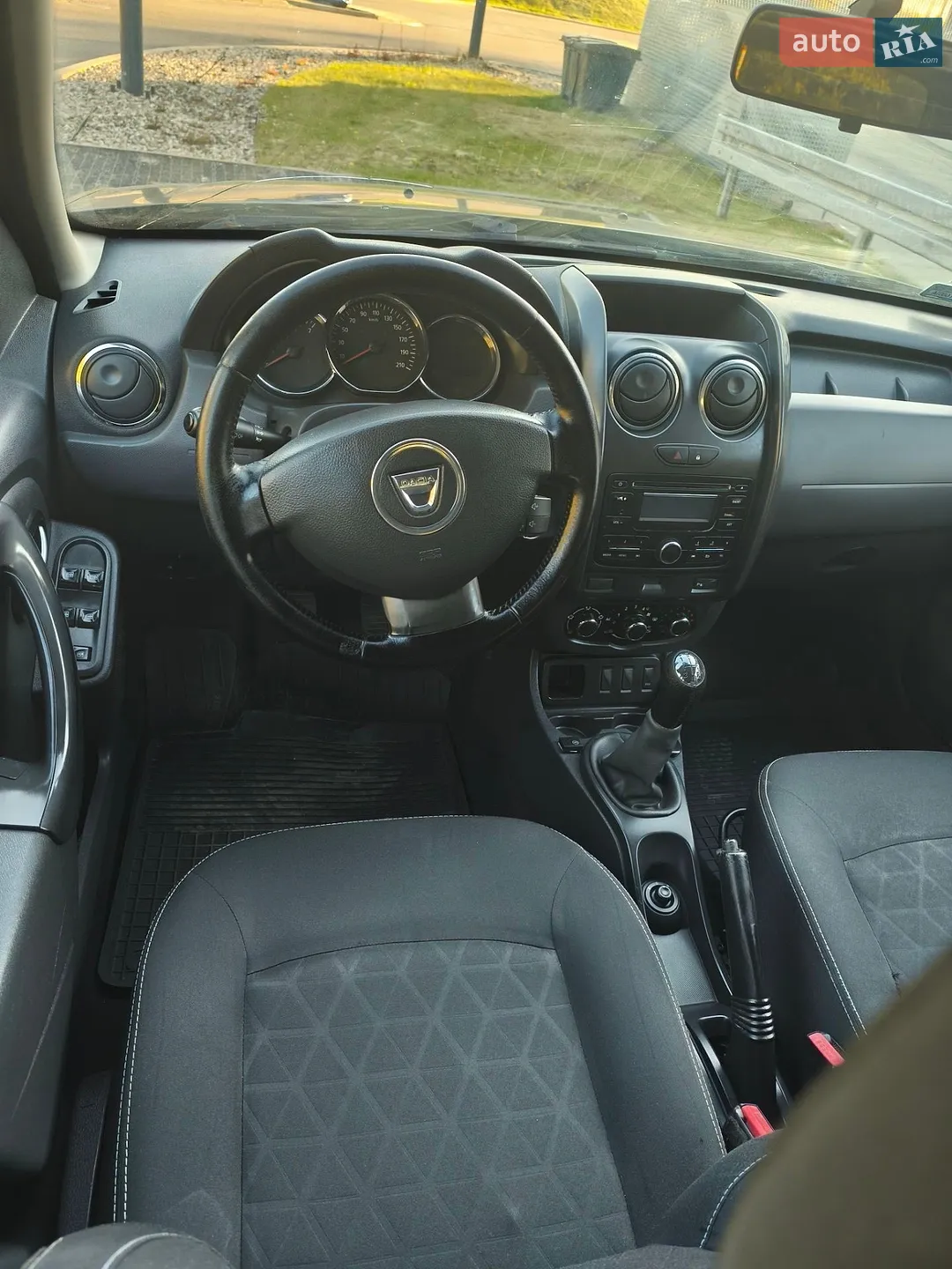 2015 Dacia Duster - мініатюра 10