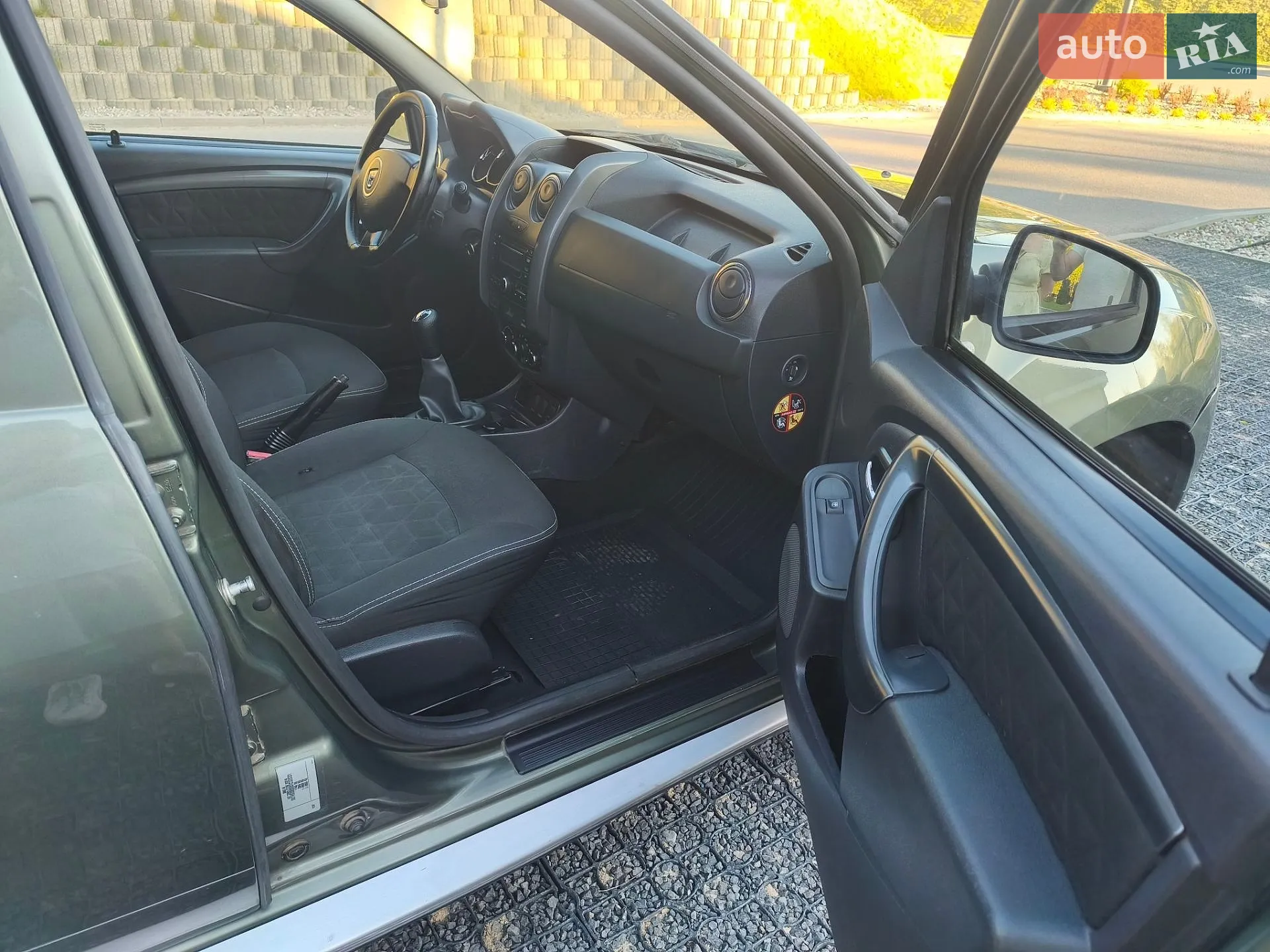2015 Dacia Duster - мініатюра 11