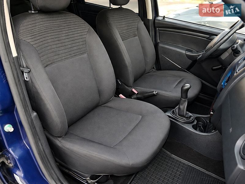 Позашляховик / Кросовер Dacia Duster 2015 в Сосницях