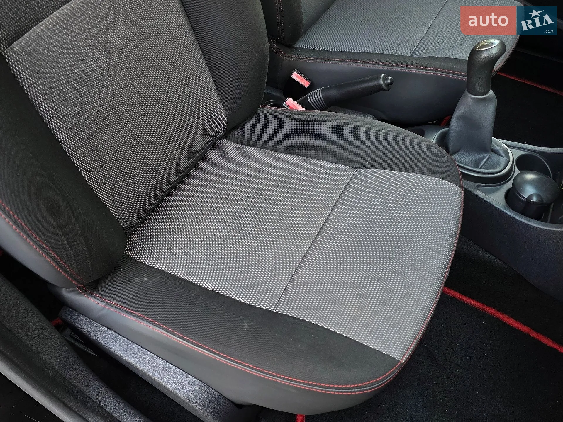 2014 Dacia Duster - мініатюра 39