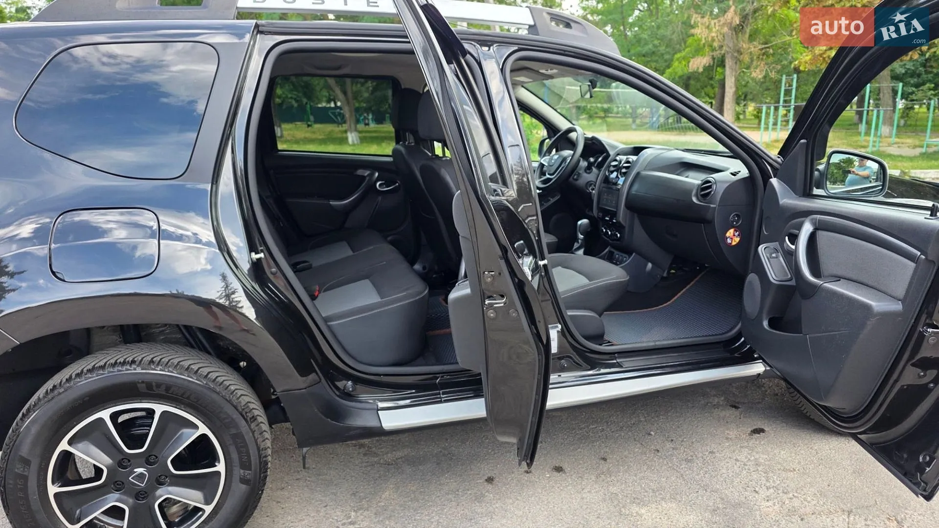 2017 Dacia Duster - мініатюра 81