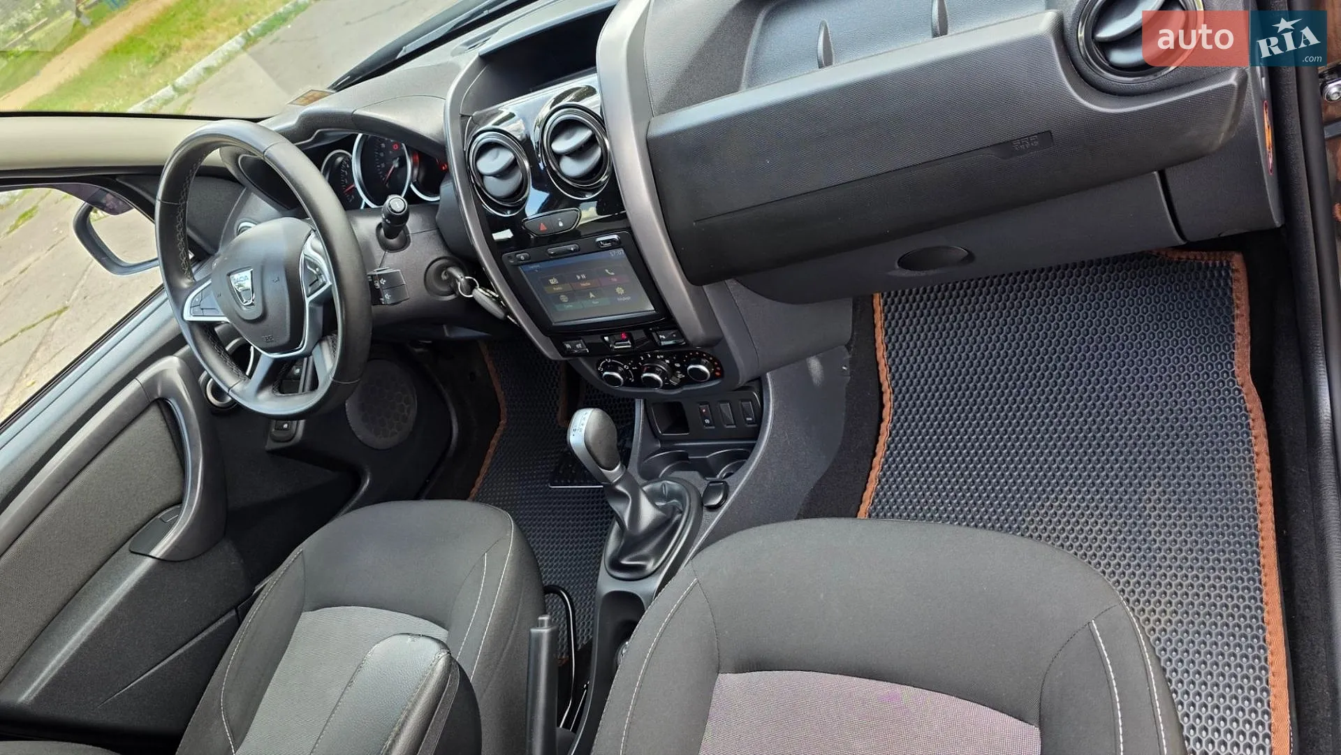 2017 Dacia Duster - мініатюра 139