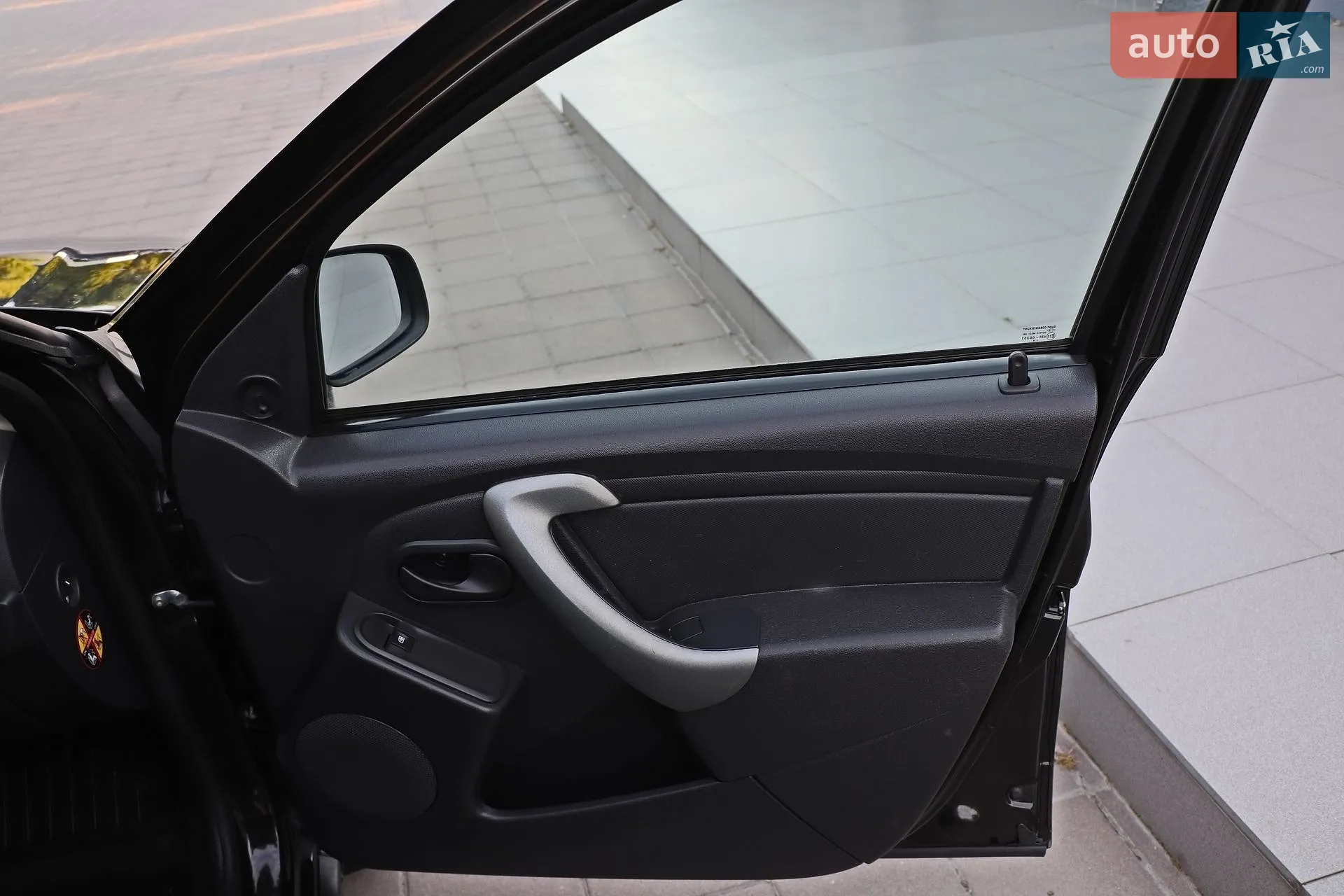 2015 Dacia Duster - мініатюра 9
