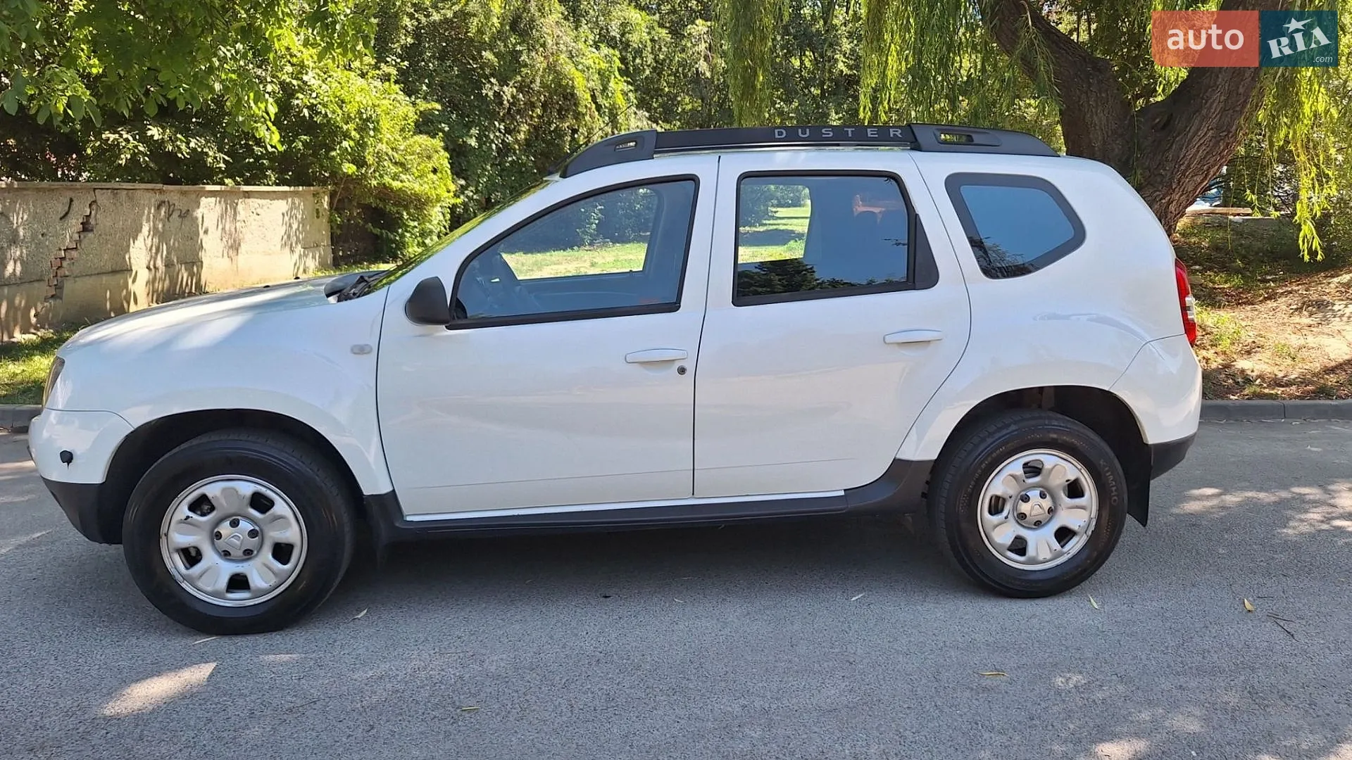 2014 Dacia Duster - мініатюра 8