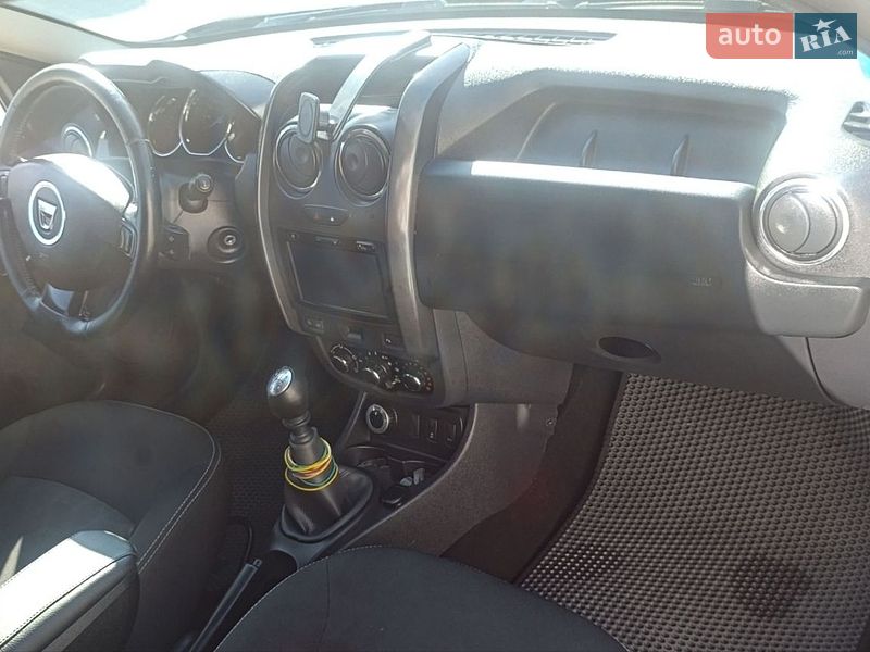 Позашляховик / Кросовер Dacia Duster 2014 в Коломиї