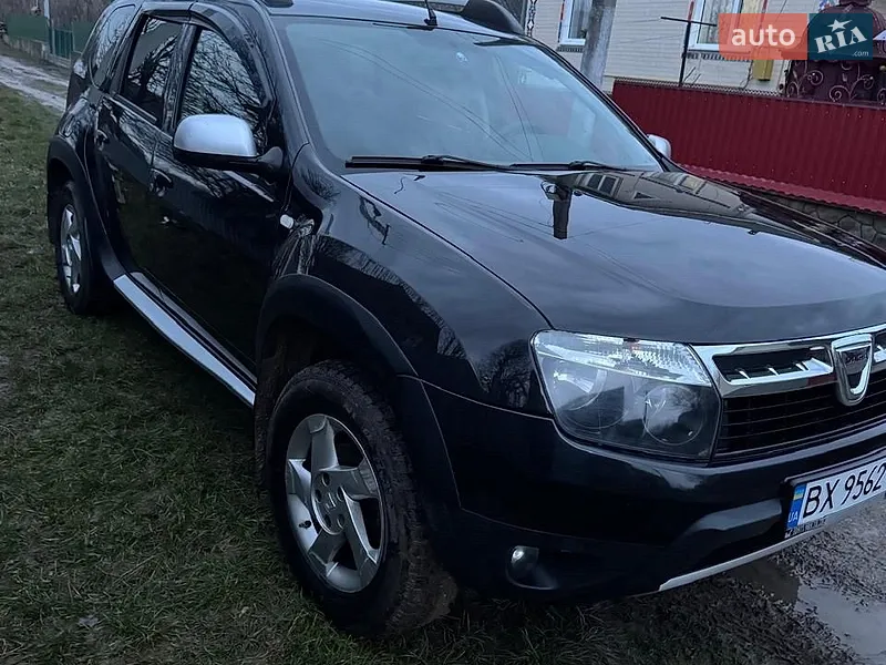 Dacia Duster 2011