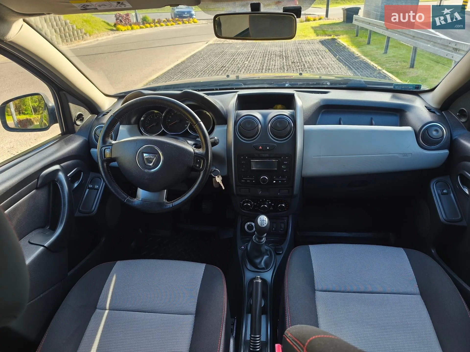 2014 Dacia Duster - мініатюра 12