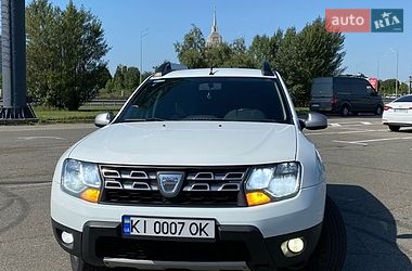Позашляховик / Кросовер Dacia Duster 2014 в Києві
