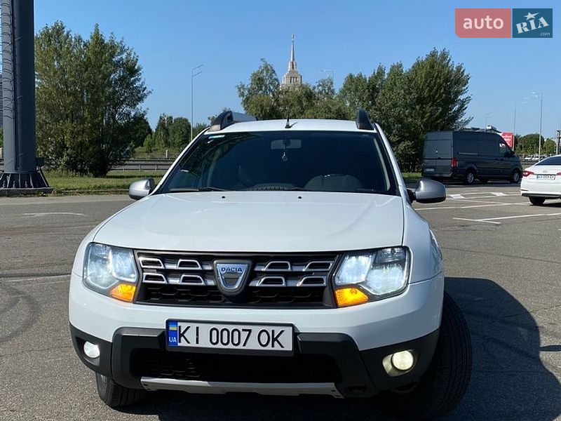 Позашляховик / Кросовер Dacia Duster 2014 в Києві