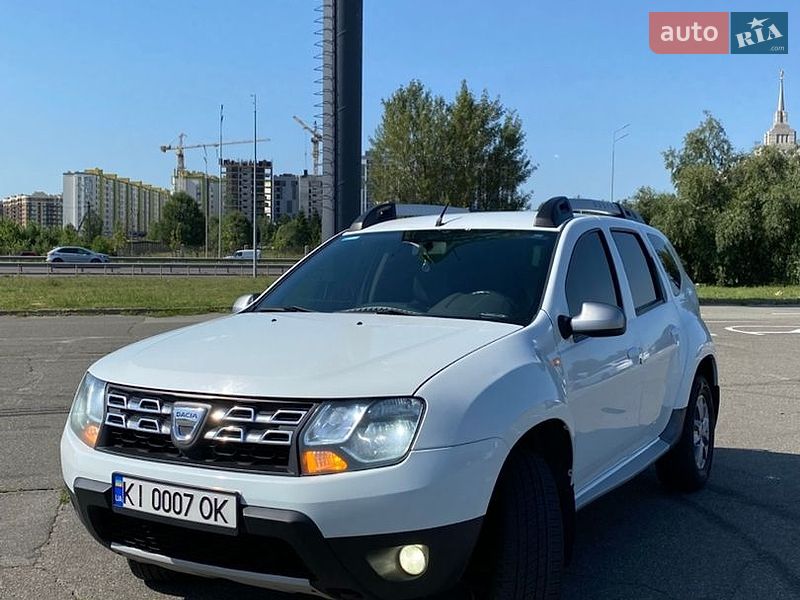 Позашляховик / Кросовер Dacia Duster 2014 в Києві