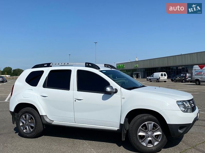 Позашляховик / Кросовер Dacia Duster 2014 в Києві