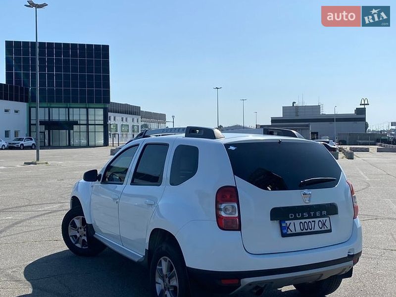 Позашляховик / Кросовер Dacia Duster 2014 в Києві