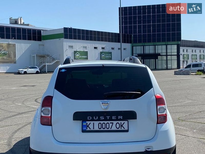 Позашляховик / Кросовер Dacia Duster 2014 в Києві