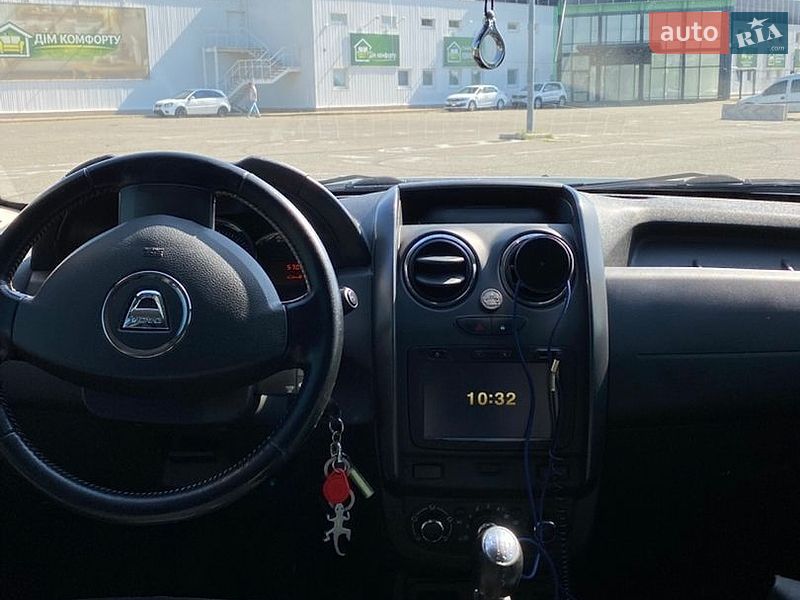 Позашляховик / Кросовер Dacia Duster 2014 в Києві