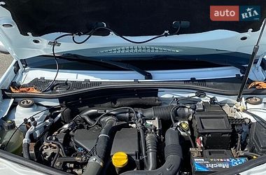 Позашляховик / Кросовер Dacia Duster 2014 в Києві