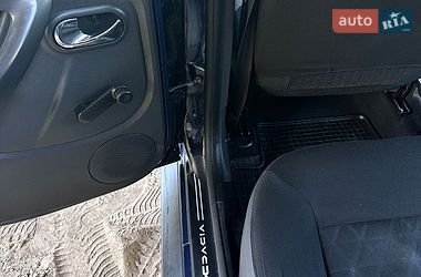 Позашляховик / Кросовер Dacia Duster 2014 в Балаклії