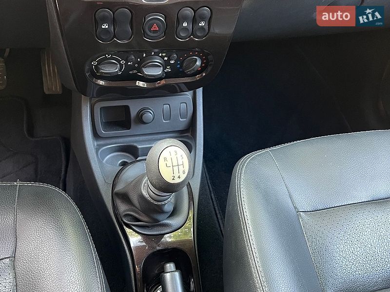 Внедорожник / Кроссовер Dacia Duster 2012 в Нежине фото 44 Внедорожник / Кроссовер Dacia Duster 2012 в Нежине