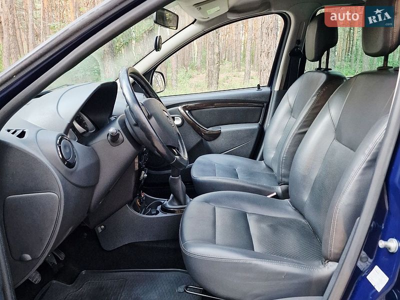 Внедорожник / Кроссовер Dacia Duster 2010 в Полтаве