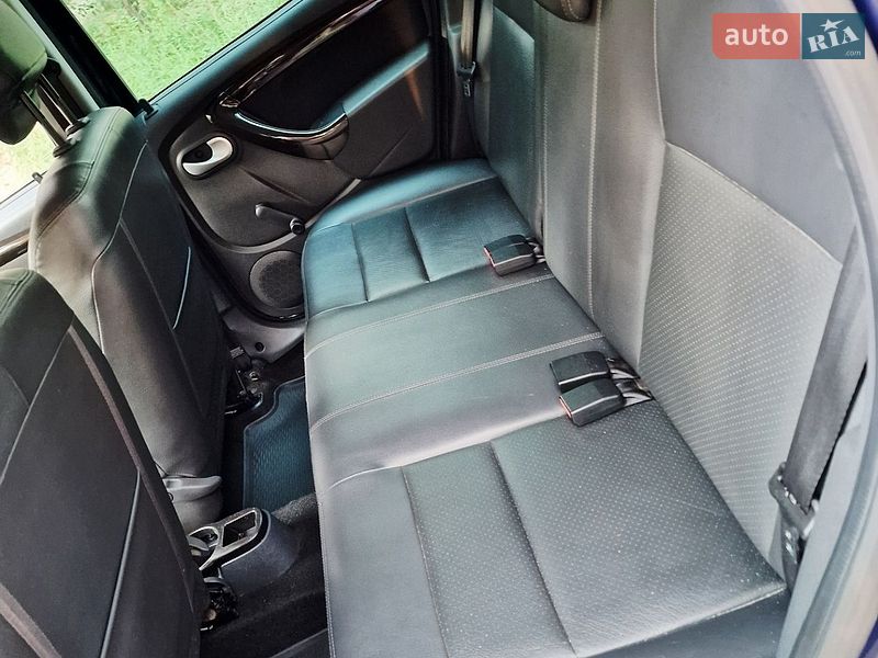 Внедорожник / Кроссовер Dacia Duster 2010 в Полтаве