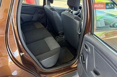 Позашляховик / Кросовер Dacia Duster 2012 в Луцьку