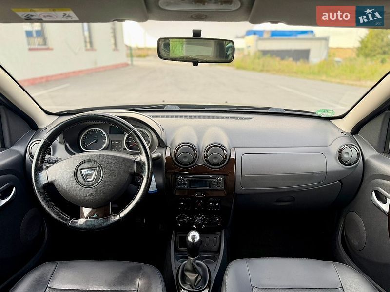 Позашляховик / Кросовер Dacia Duster 2013 в Тернополі