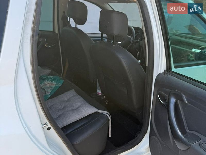 Внедорожник / Кроссовер Dacia Duster 2015 в Полтаве