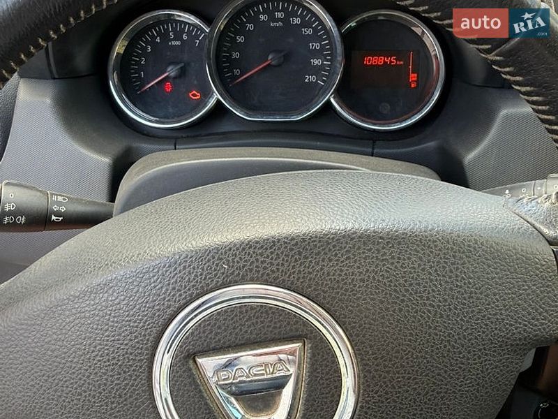 Внедорожник / Кроссовер Dacia Duster 2015 в Полтаве