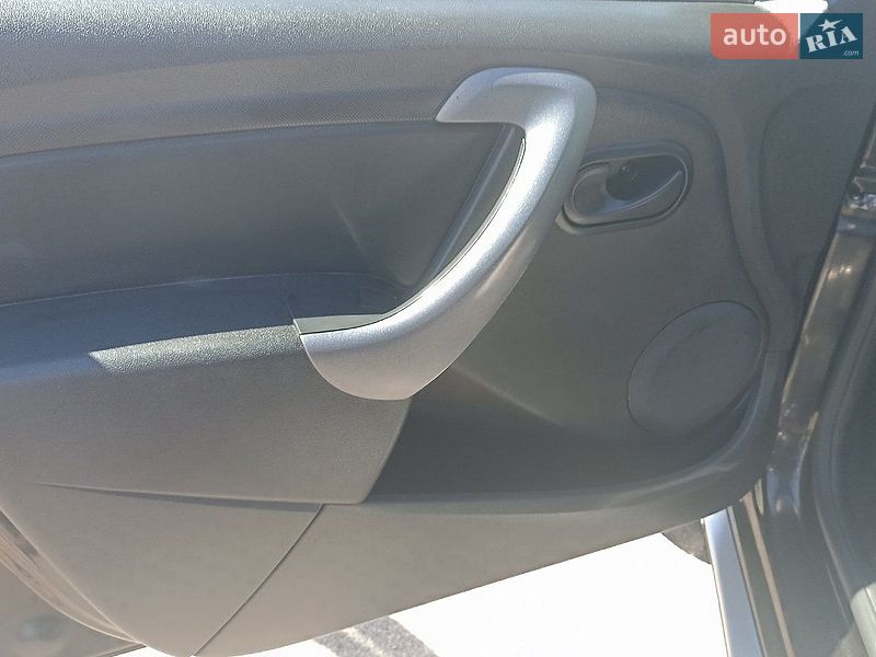 Внедорожник / Кроссовер Dacia Duster 2012 в Харькове