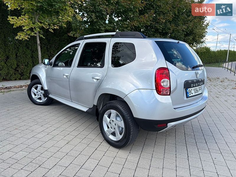 Позашляховик / Кросовер Dacia Duster 2010 в Львові