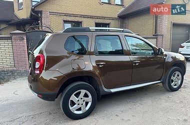 Внедорожник / Кроссовер Dacia Duster 2011 в Ахтырке