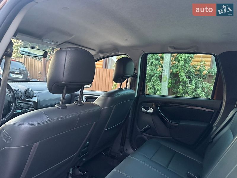 Внедорожник / Кроссовер Dacia Duster 2011 в Ахтырке