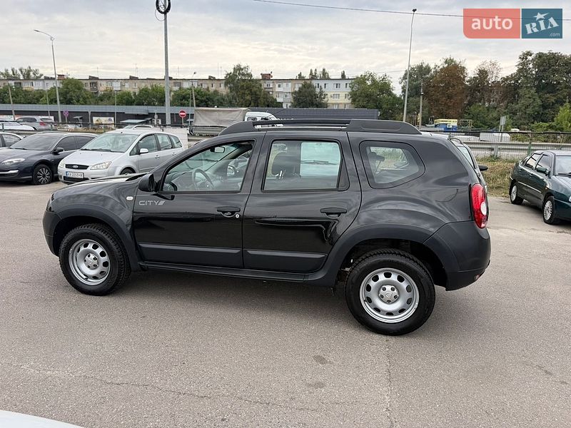 Позашляховик / Кросовер Dacia Duster 2012 в Полтаві