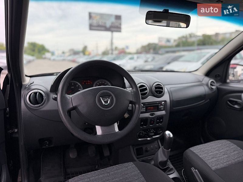 Позашляховик / Кросовер Dacia Duster 2012 в Полтаві