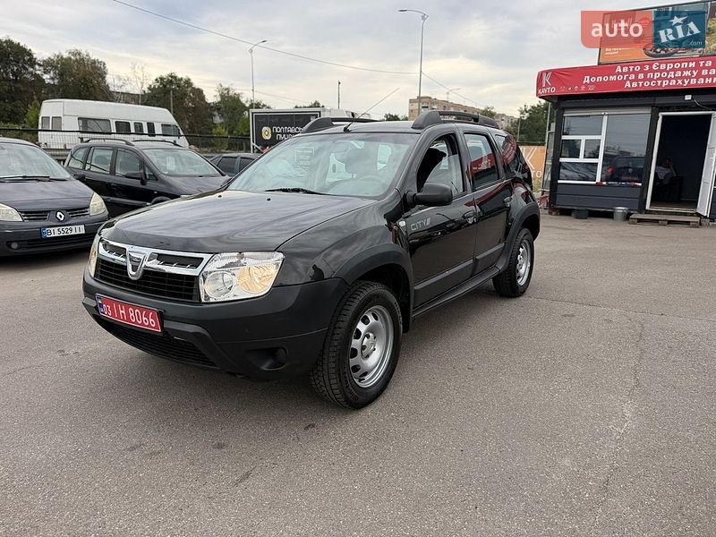 Позашляховик / Кросовер Dacia Duster 2012 в Полтаві