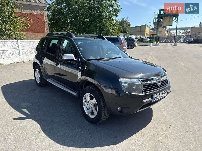 Dacia Duster 2011