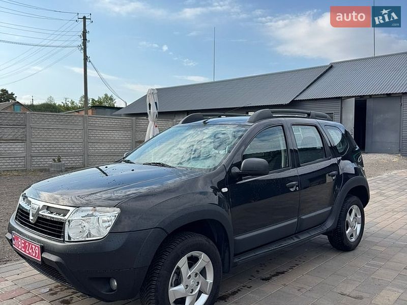 Dacia Duster 2011