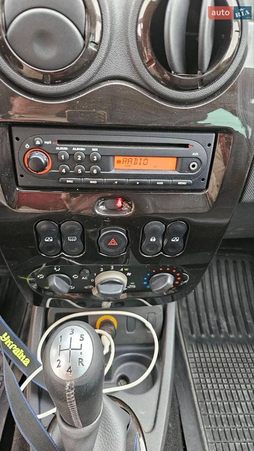 2010 Dacia Duster - мініатюра 49