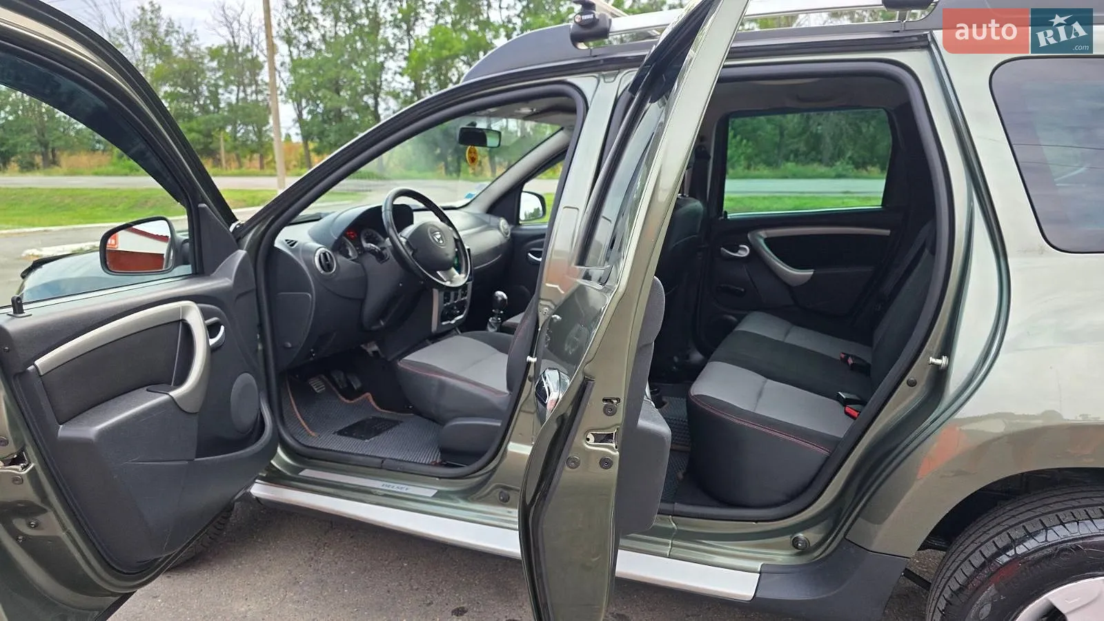 2013 Dacia Duster - мініатюра 23