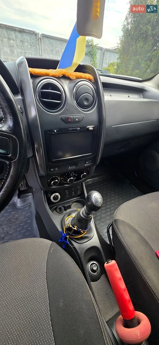 2014 Dacia Duster - мініатюра 21