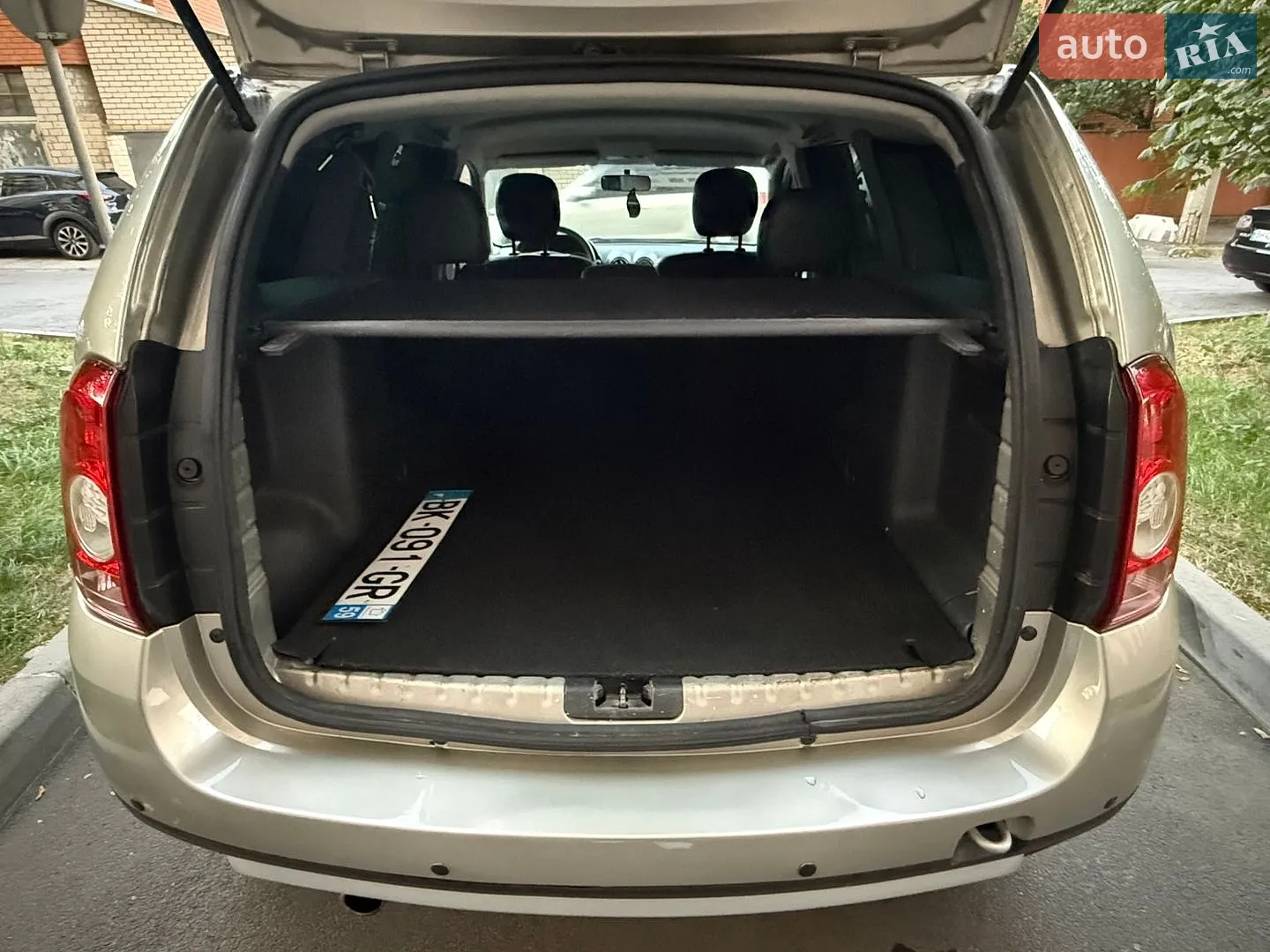 2011 Dacia Duster - мініатюра 17
