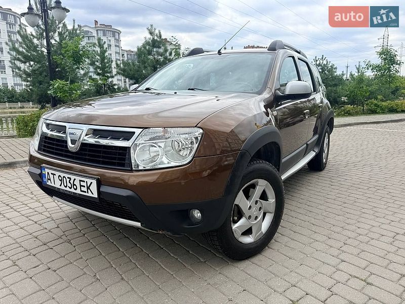 Позашляховик / Кросовер Dacia Duster 2011 в Івано-Франківську