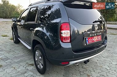 Позашляховик / Кросовер Dacia Duster 2014 в Дубні